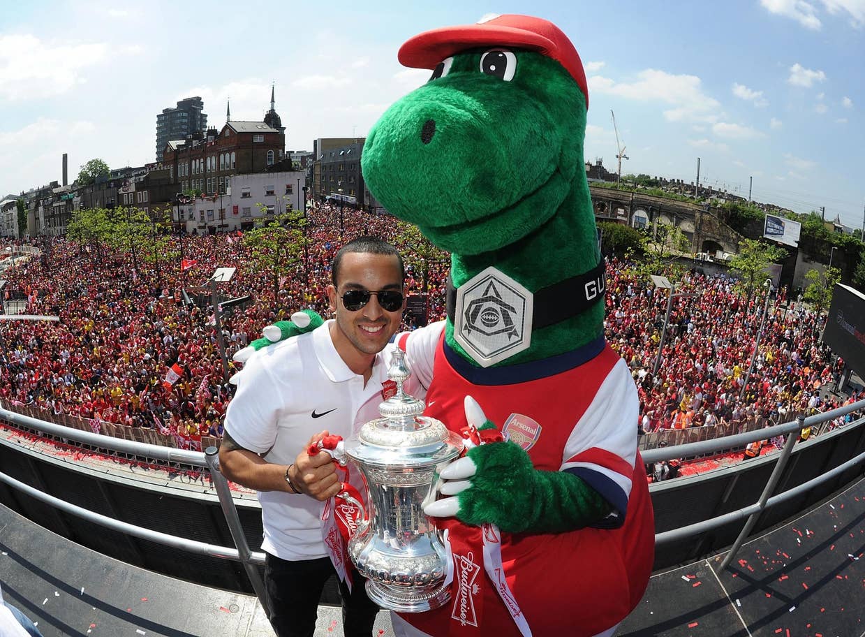 Arsenal mascot Gunnersaurus