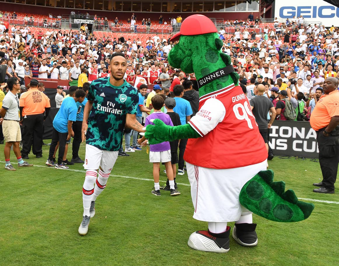 Arsenal mascot Gunnersaurus
